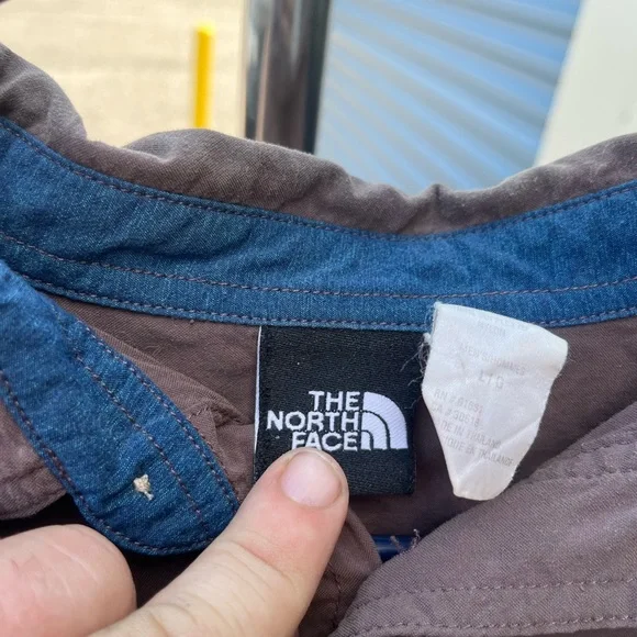 Mens North Face Button Up Shirt - Picture 3 of 5